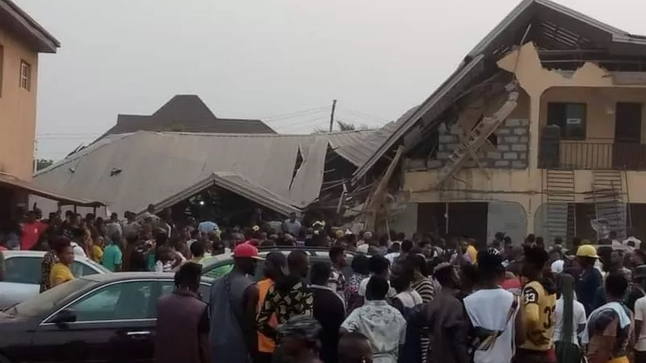 Three dead in Nigeria church collapse