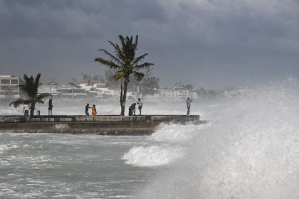 Hurricane Beryl: Evangelical group airlifts relief supplies