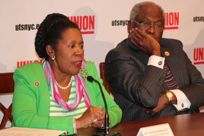 Sheila Jackson Lee dies weeks after announcing cancer diagnosis