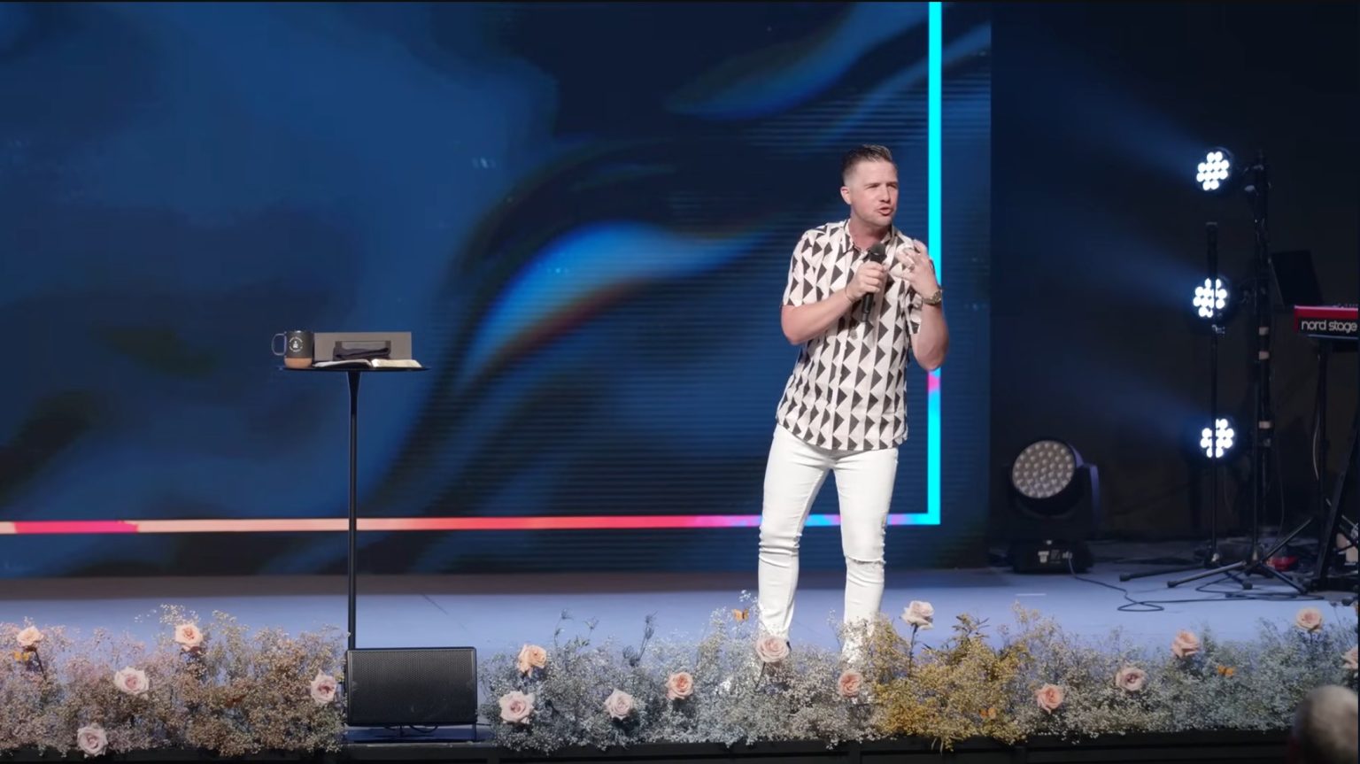 Pastor says ‘you’re not a Christian if you vote for a Democrat’