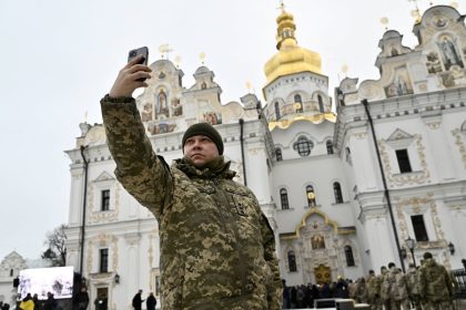 Ukraine to ban Orthodox church with historic ties to Russia