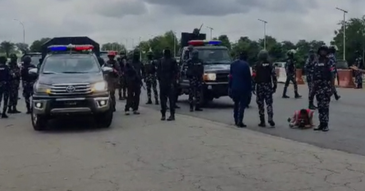 Police tighten security as Osun protesters hold open church service