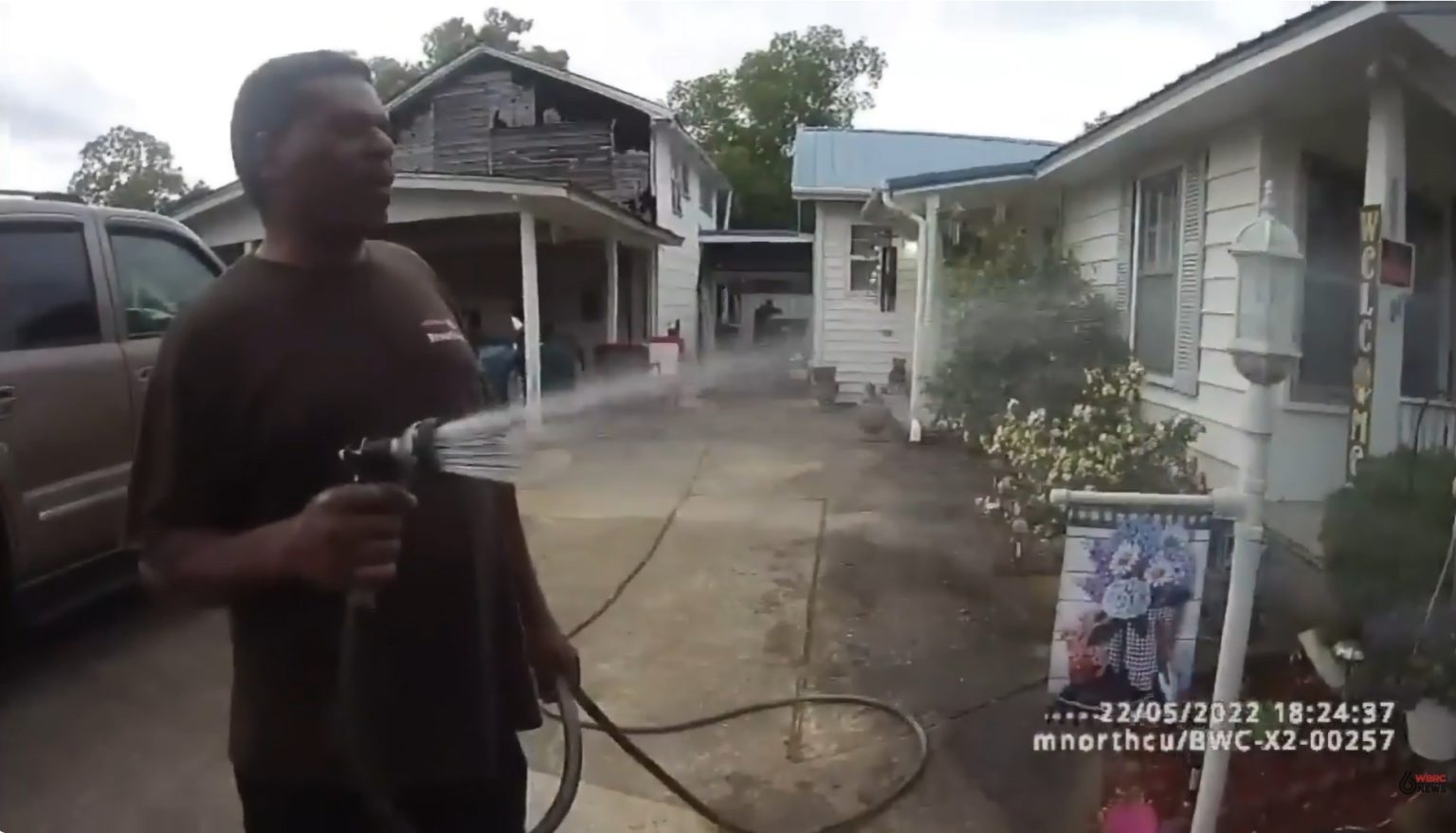 Pastor arrested while watering plants can now sue officers