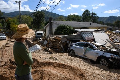 Biden, major media pin Hurricane Helene on climate change