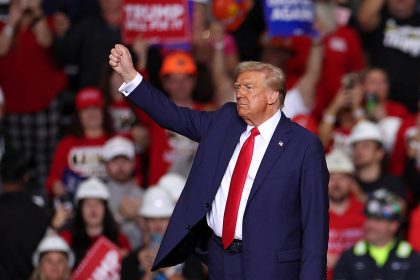 Trump talks 2020 loss, offers prayer to God for nation at rally