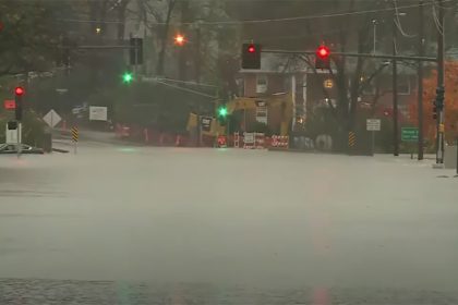 Two poll workers among 5 dead in Missouri floods on Election Day