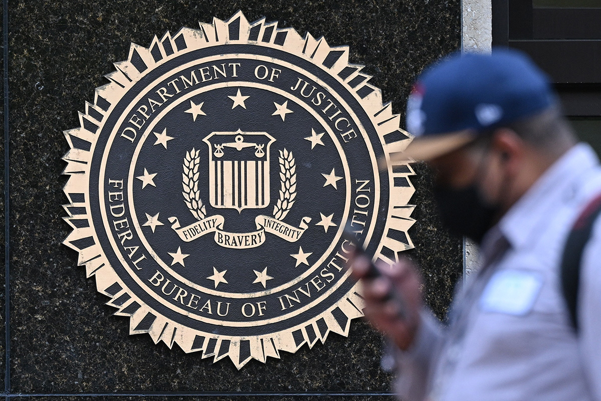 FBI arrests ISIS supporter who desired to carry out a US attack