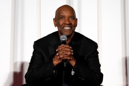 Denzel Washington says he kissed another man in 'Gladiator II'