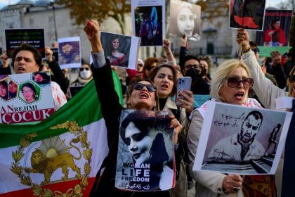 Iranian Christians face 'uncertain future,' refused asylum:report