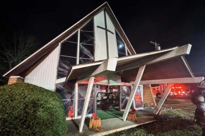 Pastor asks for prayers after explosion destroys 151-y-o church