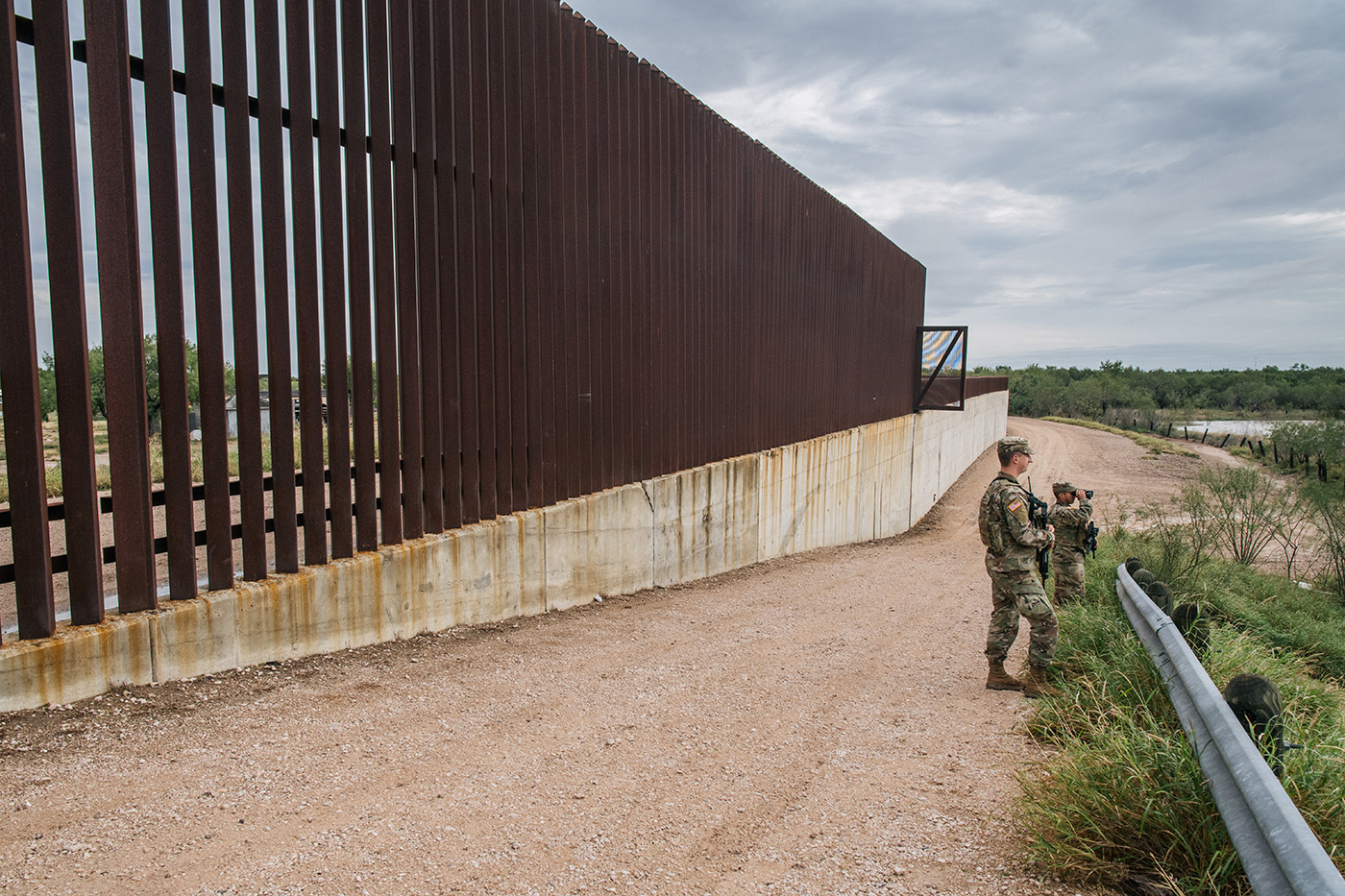 Texas lt. gov calls push to sell unused border wall a 'ruse'