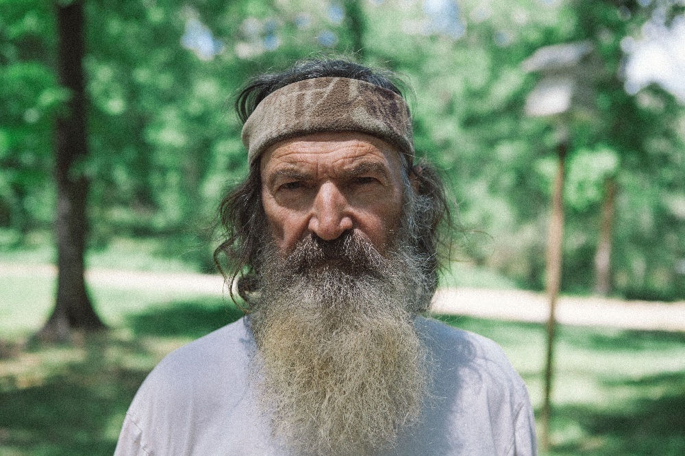 Phil Robertson 'battling many different things,' son says