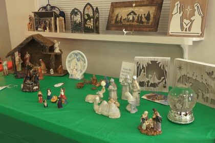 Ozark Christian Church displays 250 nativity sets from around the world - KY3