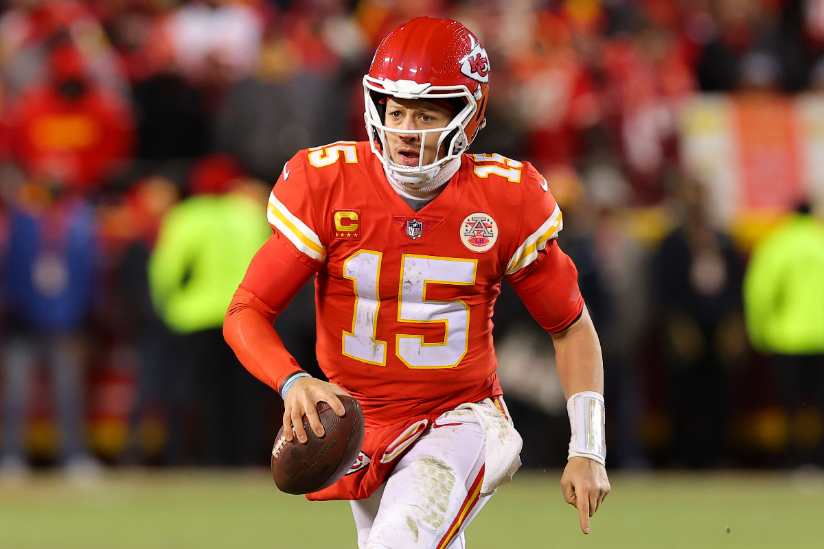 Mahomes credits God as Chiefs advance to 3rd Super Bowl in a row