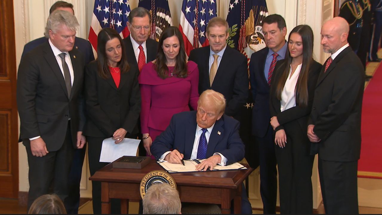 Trump signs Laken Riley Act; mother praises Jesus