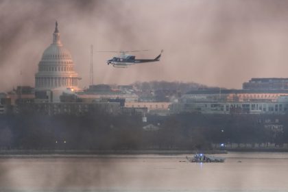 All passengers dead in American, Black Hawk crash into Potomac