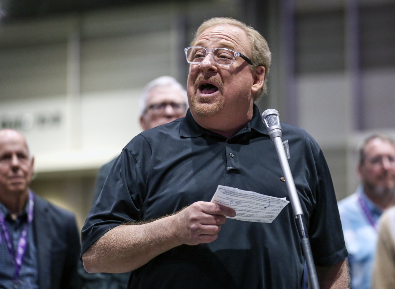 Rick Warren's interpretation of Crucifixion draws ire