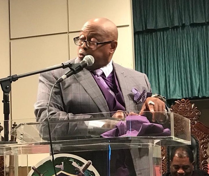 ‘Cussing Pastor’ Thaddeus Matthews dies at 67