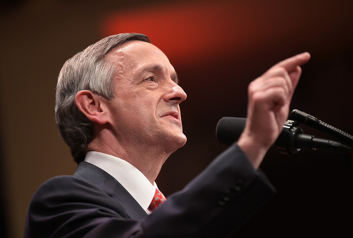 Robert Jeffress' 'Pathway to Victory' named NRB Program of Year