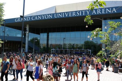 Grand Canyon celebrates record number of graduates on 75th anniv.