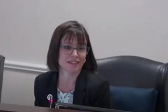 School board member blasts plan to start meetings with prayer
