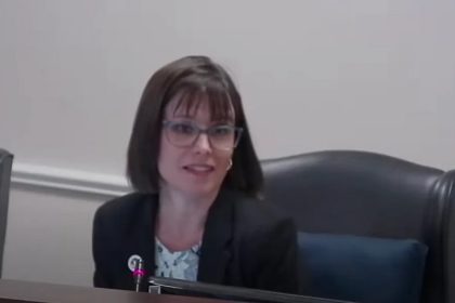 School board member blasts plan to start meetings with prayer