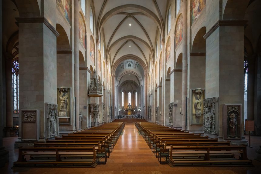 Mainz Cathedral unveils world’s largest Bible page