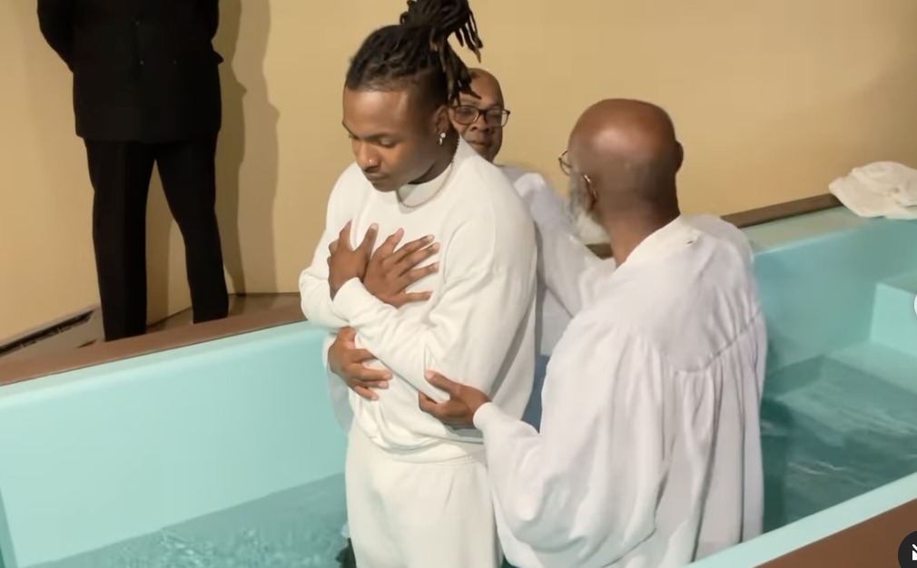 Pittsburgh Steelers' Kaleb Johnson gets baptized