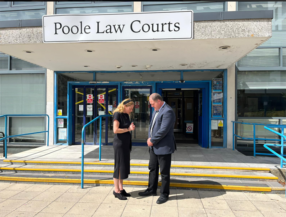 Trump officials meet UK pro-lifers arrested for silent prayer