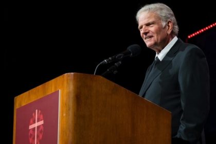 Franklin Graham prays with Zelensky for 'a path forward'