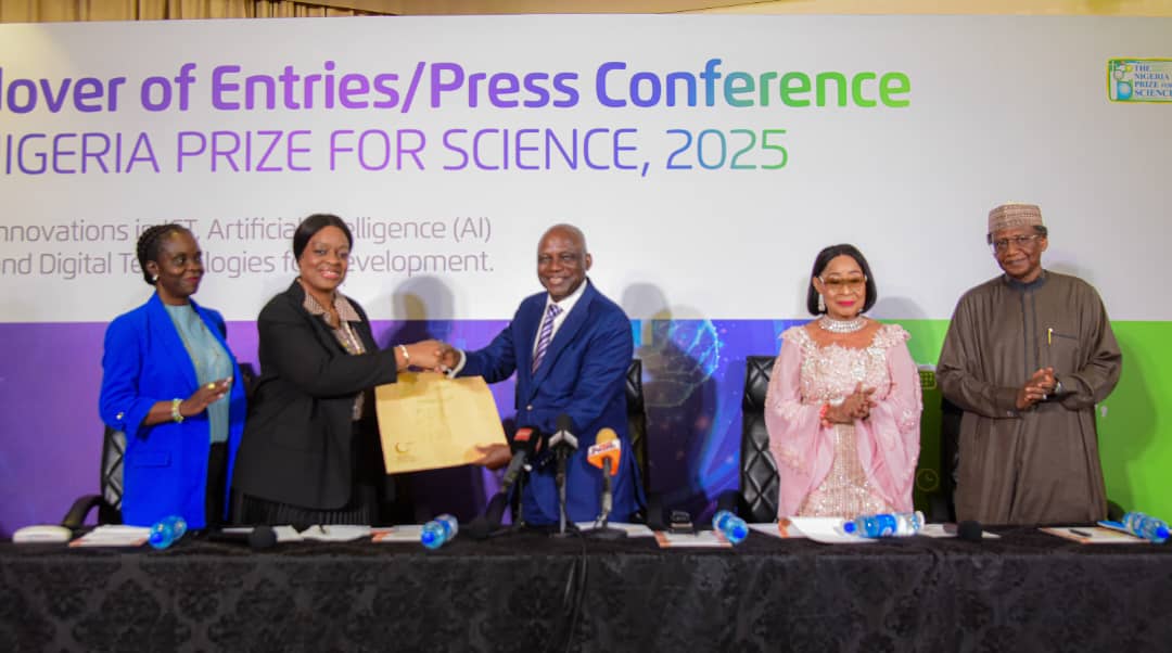 (L-R): Anne-Marie Palmer-Ikuku, Manager, Corporate Communications and Public Affairs (NLNG); Dr. Sophia Horsfall, General Manager, External Relations and Sustainable Development (NLNG); and members of The Nigeria Prize for Science Advisory Board – Prof. Barth Nnaji (Chairman), Chief Dr. (Mrs.) Nike Akande (Member), and Prof. Yusuf Abubakar (Member) during the handover of entries for the 2025 edition of NLNG-sponsored prize held in Lagos on Tuesday, May 13, 2025