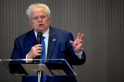 Christian leaders react to antisemitic terror attack in Boulder