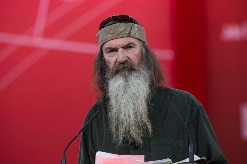 'Duck Dynasty' star Phil Robertson's life, faith and legacy