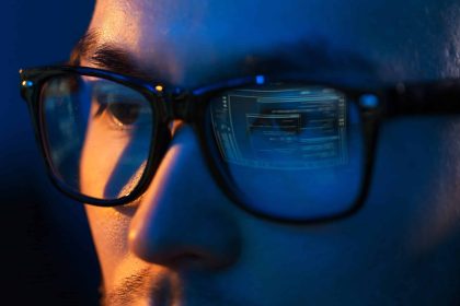 World’s smartest man professes Christian faith on social media