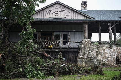 Trump Faith Office cites Psalm 34:18 as Texans pray for rescues