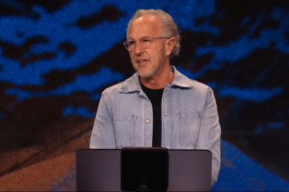 Pastor John Lindell plans to step down from James River Church
