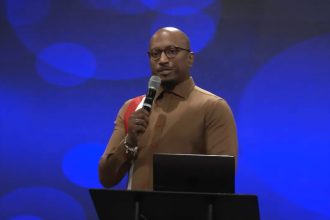 Pastor pleads not guilty to diverting $400K in church funds