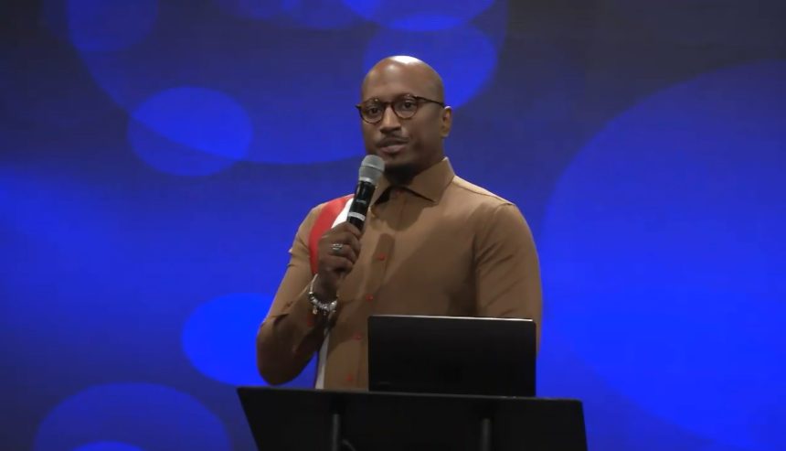 Pastor pleads not guilty to diverting $400K in church funds