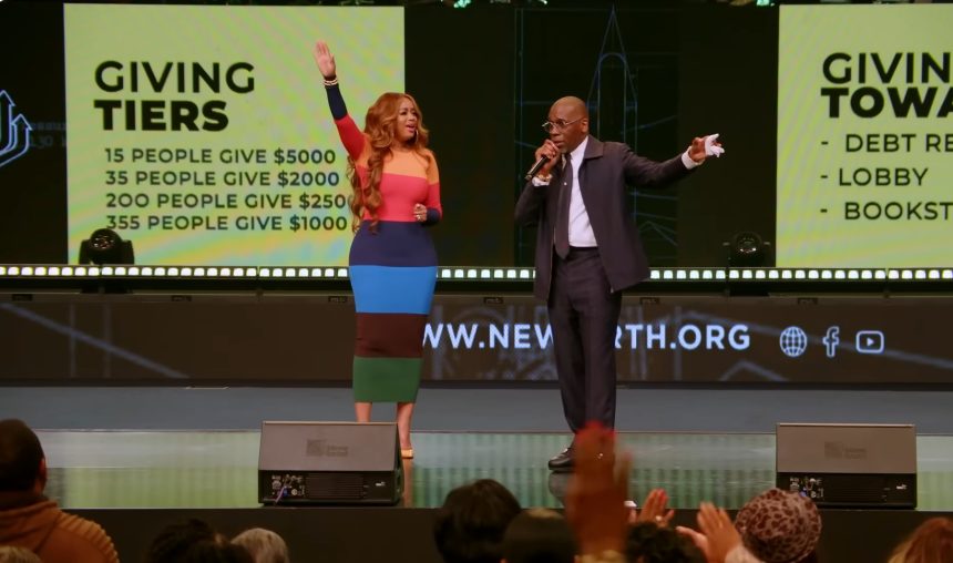 Pastor Jamal Bryant suspends giving campaign amid gov't shutdown