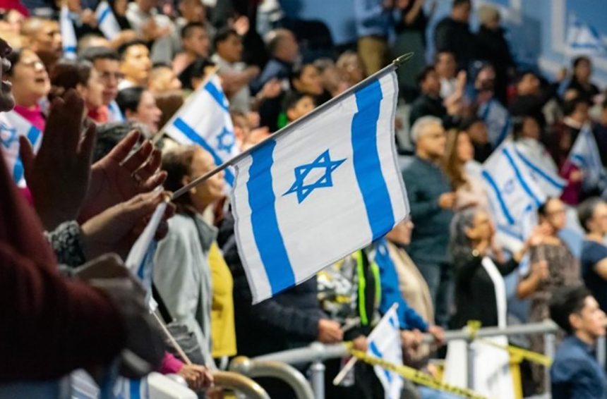 1,000 Evangelicals gather at Hispanic church for 'Bless Israel'