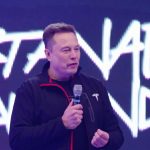 Elon Musk says Tesla owners can ‘text and drive’ very soon