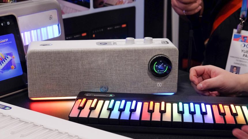 PartyStudio is a wireless MIDI speaker with 128 built-in instrument sounds